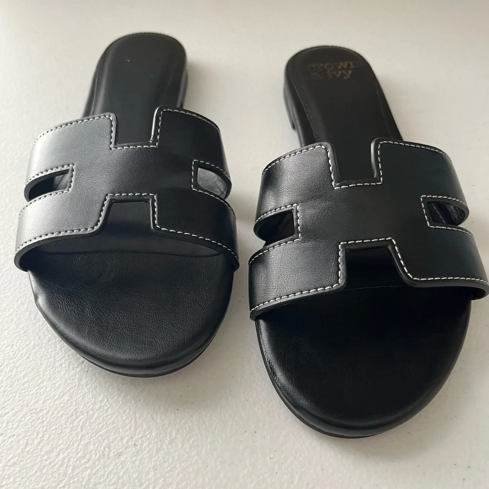 Crown & Ivy Women’s Black Slip-On Comfort Sandals | Size 8.5 | Spring | Low Heel - Picture 4 of 14